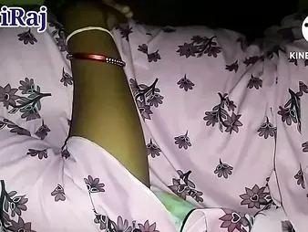 Desi Masti gets super-naughty with her BOYFRIEND in warm solo act