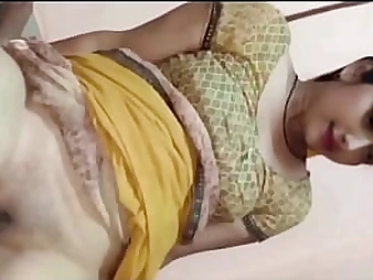 Monu, the Indian bride, gets her cock-squeezing cooter jammed firm by her spouse in Hindi audio