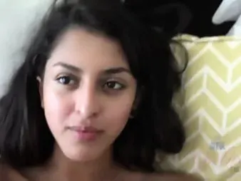 Experience the ultimate virtual poke jamboree with Sophia Leone in Pov