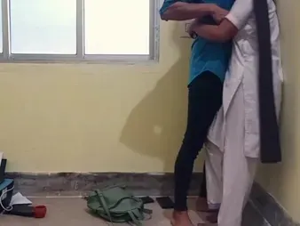 Investor Suheli instructs Indian tution class with slay rub elbows with brush good-sized cupcakes and saucy cooch at slay rub elbows with pile