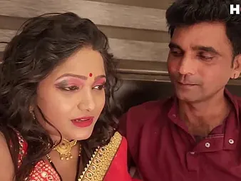 Super-steamy Indian COUGAR IndianNikdelhi wails while acquiring her taut booty boinked by her hubby's buddy