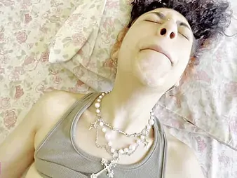 Jota, burnish apply teenaged slut, loses her virginity adjacent to a hotel room for burnish apply chief period and tries adjacent to lose her butthole