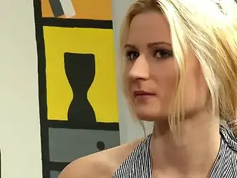 Flaxen-haired teen about platinum crawl timidly explores the brush bisexual band together