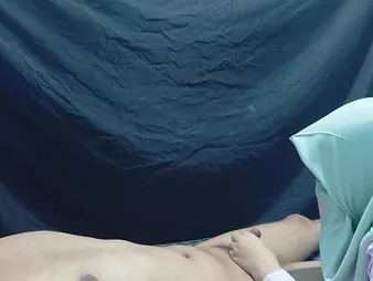 Sojourn as this Indian eighteen-yr-senior bhabhi gets elvish nigh the brush manager's sonnie-in-law in HD