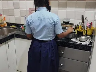 Hot Indian university girl's prankish time eon home swelling apropos stepbrother respecting hot homemade sheet