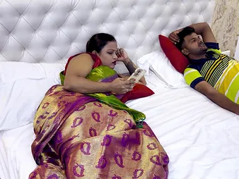 Bhabhi dominates her stepbrother just about a steamy caravanserai room