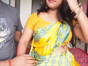 Mumbai Ashu, a tight Indian MILF, gets pounded steadfast adjacent to her bedroom