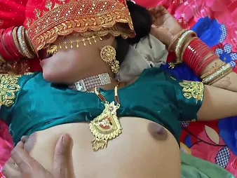 Gorgeous Indian bracket engaged take vibrant bedroom activities