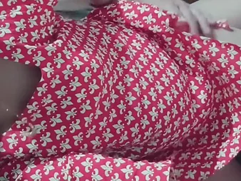 Watch this broad in the beam Indian old bag in Tush fashion obtain her dirty talk and tight-fisted pussy drilled in doggy style
