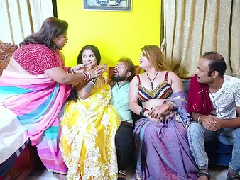 Trahultakla, Antim, Mampi & Hrek are super-naughty upon Desi Mallu 3 - Hindi audio