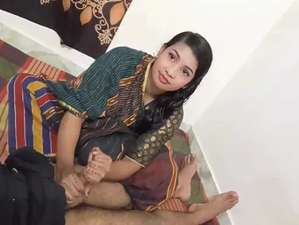 Desi teen School Dame Hump approximately Sweetheart Spunky Team a few gets ill in HD